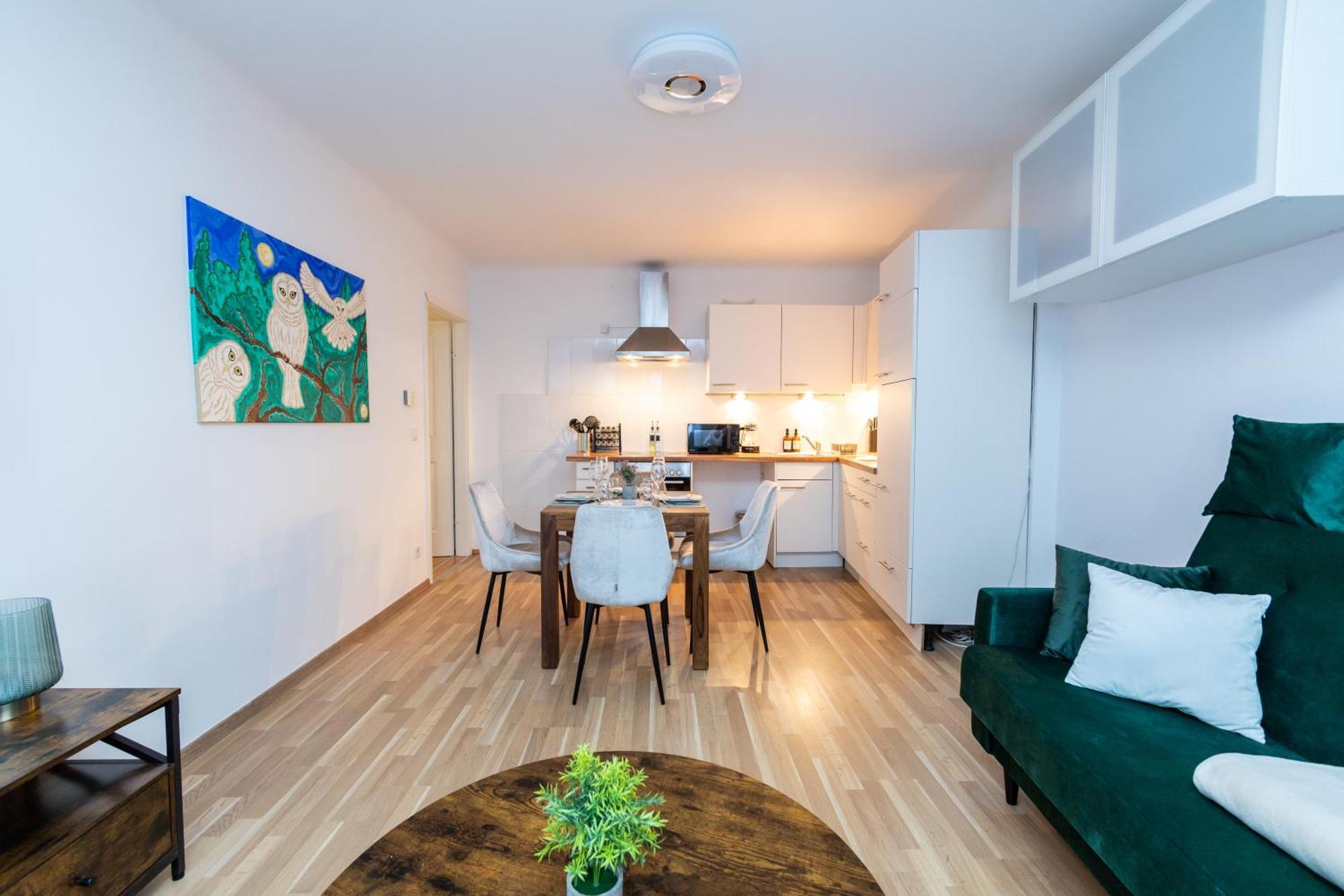 City Apartment Top Location, Quiet And Cozy Ideal To Relax Or Work Wina Bagian luar foto
