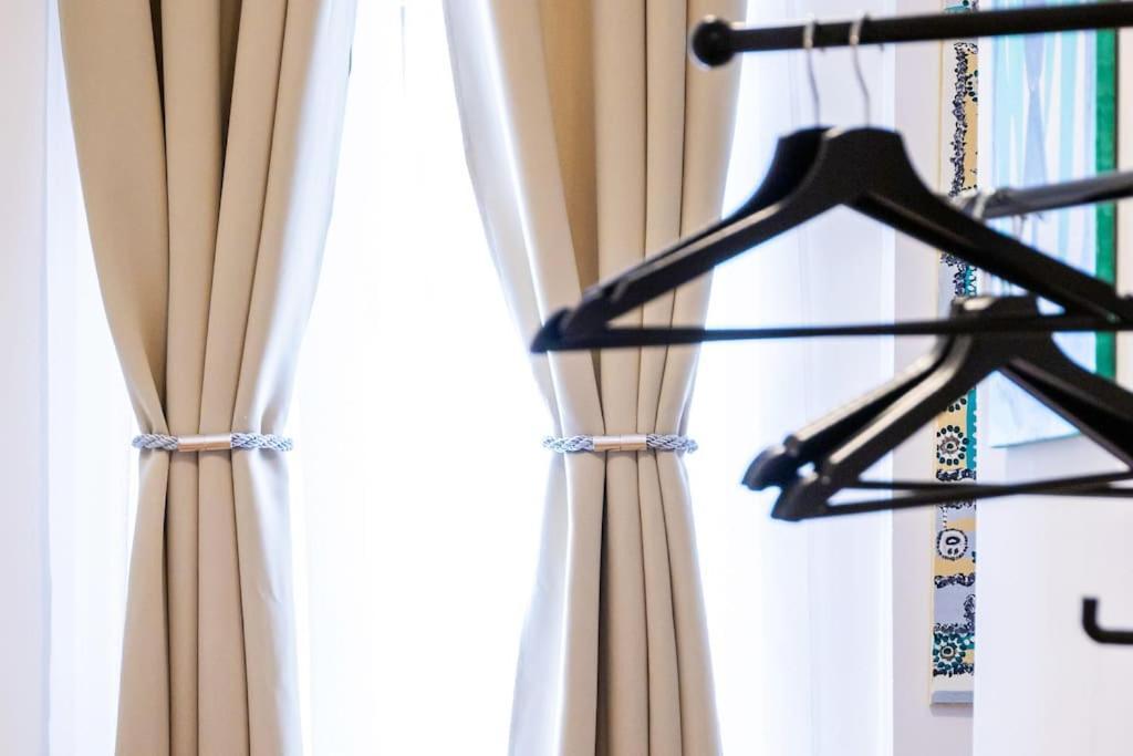 City Apartment Top Location, Quiet And Cozy Ideal To Relax Or Work Wina Bagian luar foto